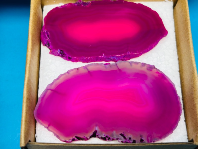 Photo 2 of 894951…4 agate slices in boxes 