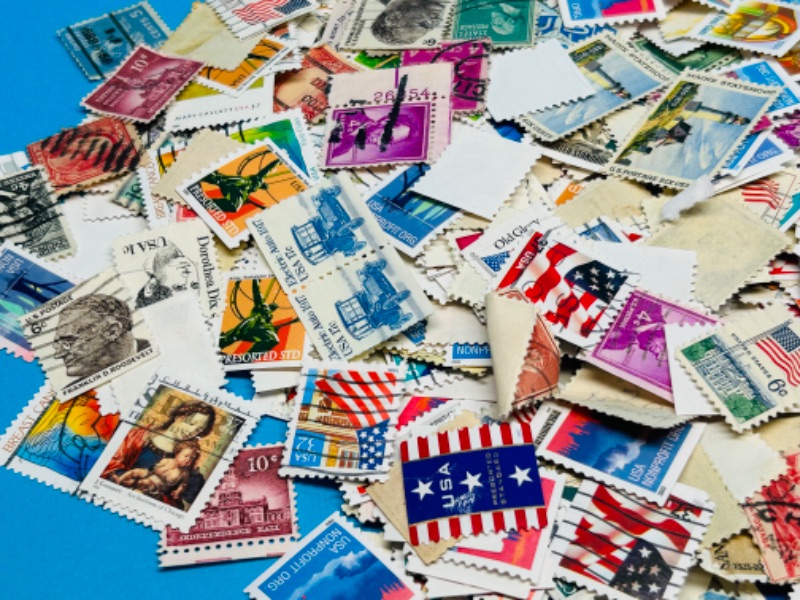 Photo 2 of 894955…hundreds of used stamps