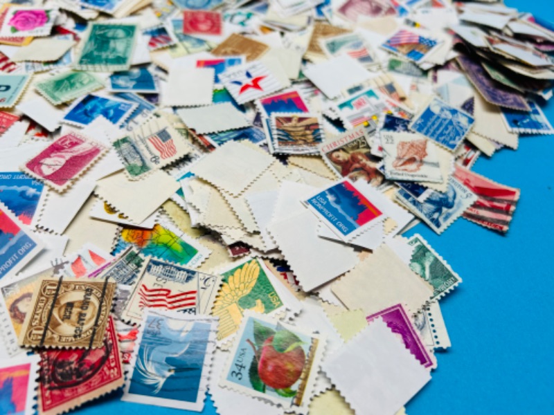 Photo 4 of 894956…hundreds of used stamps 