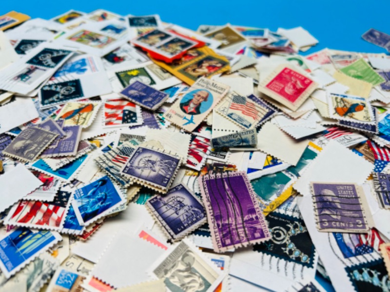 Photo 5 of 894957… hundreds of used stamps 