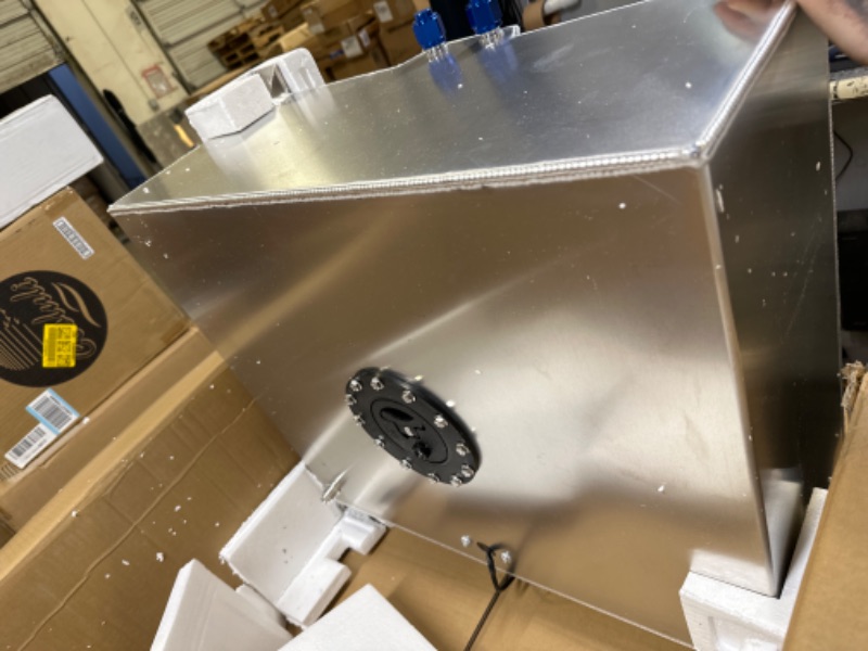 Photo 1 of 20 Gallon Lightweight Polished Aluminum Race Drift Fuel Cell Tank Level Sender
