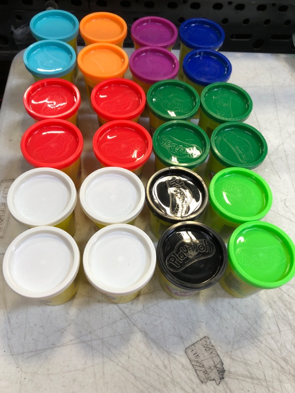 Photo 1 of 24 count playdoh various colors