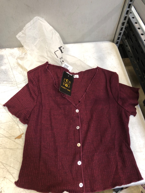 Photo 1 of  WOMENS SMALL BURGUNDY TOP 