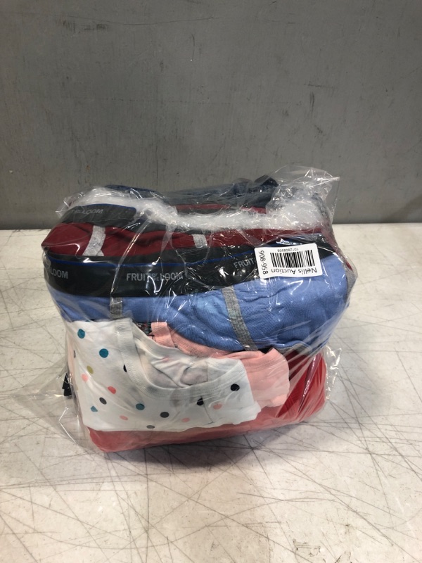 Photo 1 of 24Pcs bag of clothes all different sizes