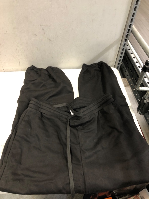 Photo 1 of  MENS 2XL BLACK SWEATS 