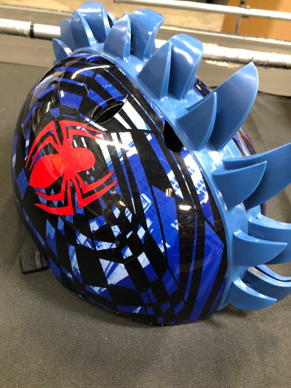 Photo 2 of BELL Spider-Man Web Shatter 3D Child Multisport Helmet, Child (5-8 yrs.) 