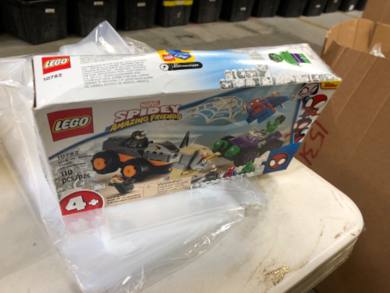 Photo 2 of LEGO Spidey Hulk vs. Rhino Truck Showdown 10782 Building Set