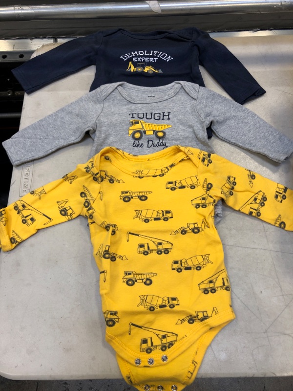 Photo 2 of Hudson Baby Cotton Long-Sleeve Bodysuits, Construction 3-PCS
SIZE 6-9 M (SLIGHTLY USED)
