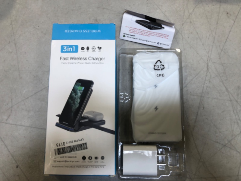 Photo 1 of 3 IN 1 FAST WIRELESS CHARGER