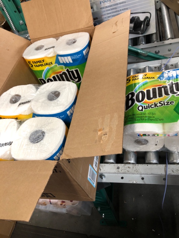 Photo 2 of Bounty Quick Size Paper Towels, White, 8 Family Rolls = 20 Regular Rolls