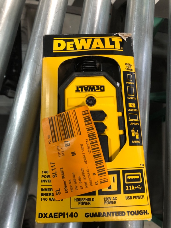 Photo 2 of DeWalt Power Inverter Dxaepi140