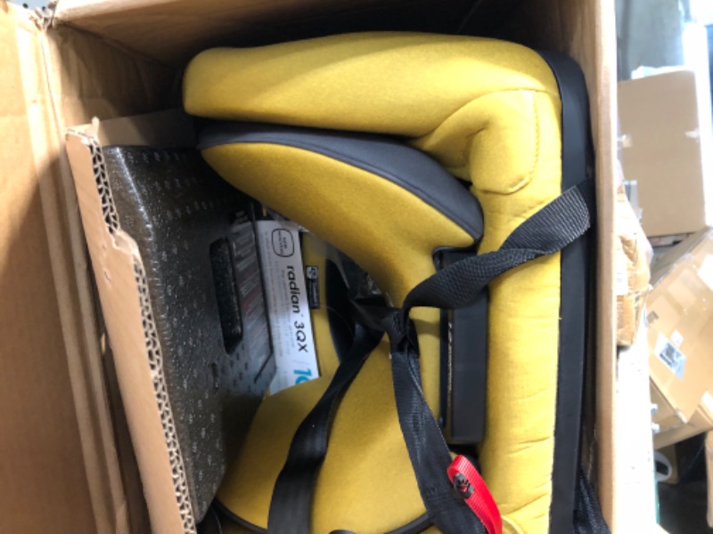 Photo 3 of (YELLOW)Diono Radian 3QX 4-in-1 Rear & Forward Facing Convertible Car Seat, Safe+ Engineering 3 Stage Infant Protection, 10 Years 1 Car Seat, Ultimate Protection, Slim Fit 3 Across, Red Cherry