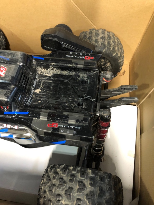 Photo 1 of **FOR PARTS ONLY*****
ARRMA RC Truck 1/8 KRATON 6S V5 4WD BLX Speed Monster Truck with Spektrum Firma RTR, Blue, ARA8608V5T2