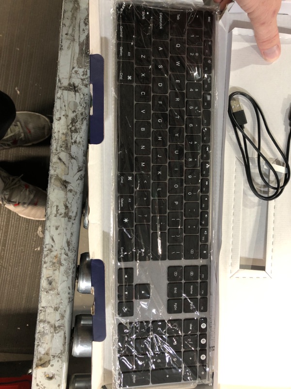 Photo 2 of Backlit Bluetooth Keyboard for Mac, Wireless Multi Device Keyboard with 3 Bluetooth Channels, 