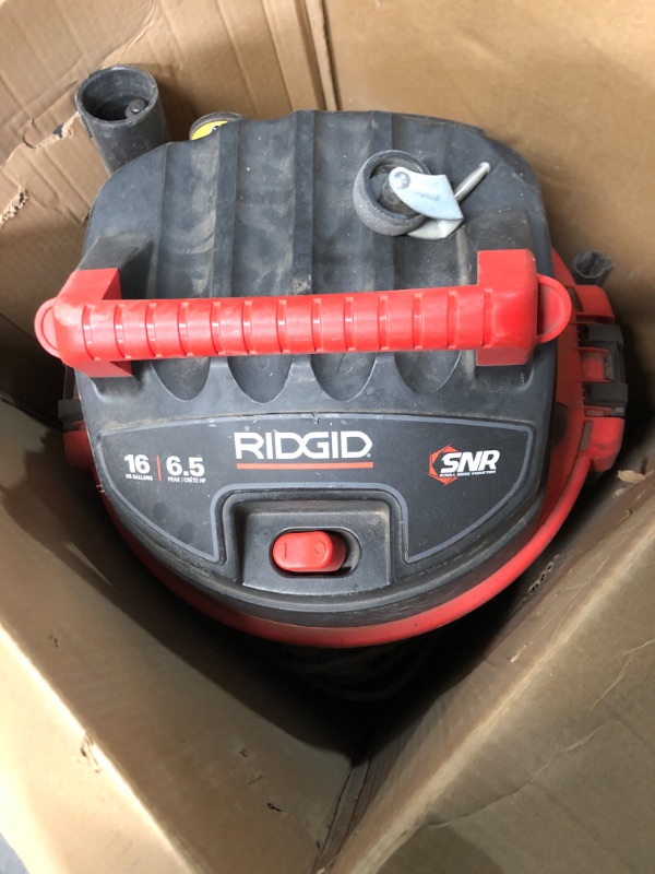 Photo 3 of ** ITEM IS DIRTY **
RIDGID 50353 1610RV Stainless Steel Wet Dry Vacuum, 16-Gallon Shop Vacuum