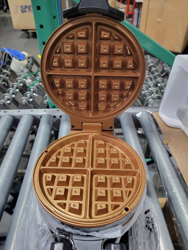 Photo 1 of **SEE NOTES/DAMAGED**
Crux Double Rotating Belgian Waffle Maker with Nonstick Plates, Stainless Steel Housing & Browning Control, black (14614)