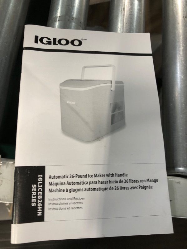 Photo 3 of ***USED - DAMAGED - SEE PICTURES***
Igloo Premium Self-Cleaning Countertop Ice Maker Machine, Handled Portable Ice Maker