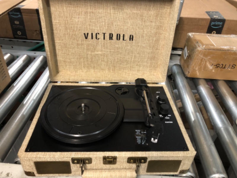 Photo 2 of ***USED - UNABLE TO TEST***
Victrola Journey+ Signature Turntable Record Player - 33-1/3, 45 & 78 RPM Suitcase Vinyl Record Player