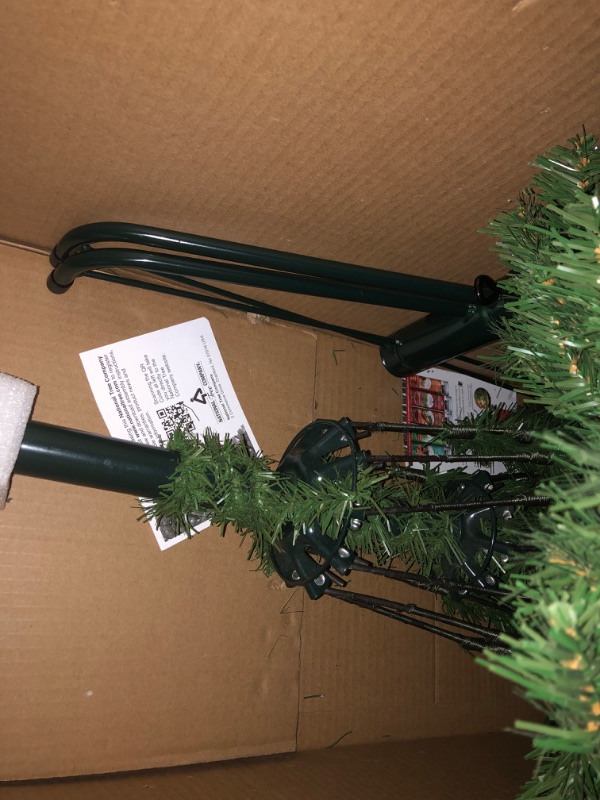 Photo 5 of *PARTS ONLY DOES NOT FULLY LIGHT UP*
National Tree Company Pre-Lit Artificial Full Christmas Tree, Green, 7.5 Feet