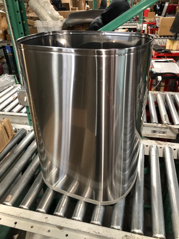 Photo 1 of **AUTOMATIC LID DOES NOT WORK*******
NINESTARS DZT-80-35 Automatic Touchless Infrared Motion Sensor Trash Can, 21 Gal 