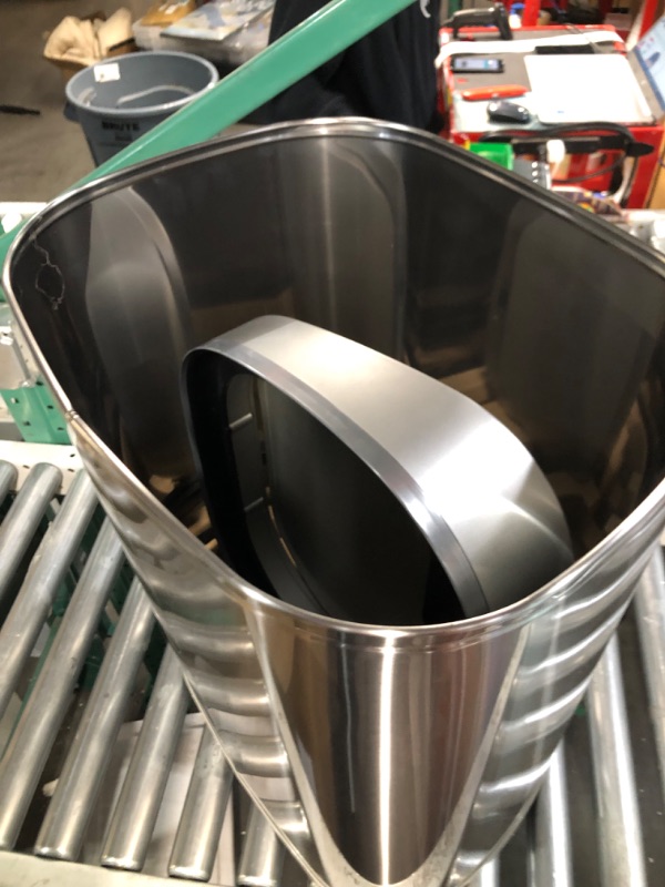 Photo 1 of **AUTOMATIC LID DOES NOT WORK*******
NINESTARS DZT-80-35 Automatic Touchless Infrared Motion Sensor Trash Can, 21 Gal 