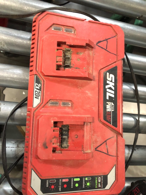 Photo 3 of **MINOR SCRATCHES**
SKIL 20V PWR CORE 20 Dual Port Auto PWR Jump Charger-QC5359B-02