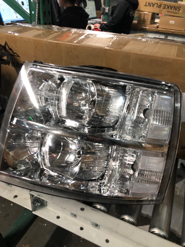 Photo 4 of KAX Headlight Assembly for 2007-2013 Silverado 1500 Replacement 2007-2014 Silverado 