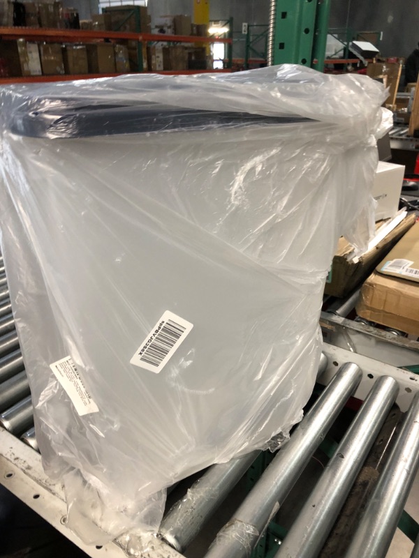 Photo 1 of * please see all images * 
IRIS Airtight Food Storage Container, 32-Pounds, No Scoop