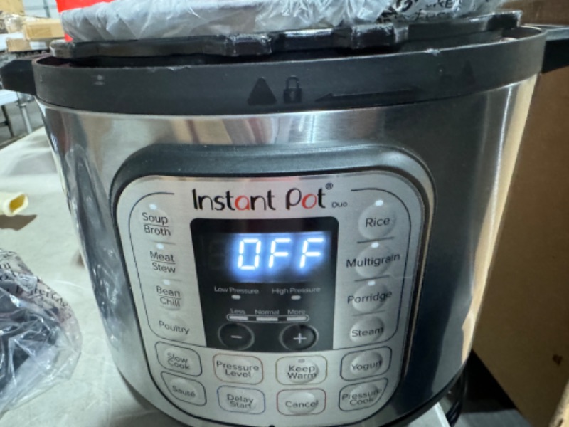 Photo 1 of ***USED READ NOTES***Instant Pot Duo 7-in-1 Electric Pressure Cooker, Slow Cooker, Rice Cooker, Steamer