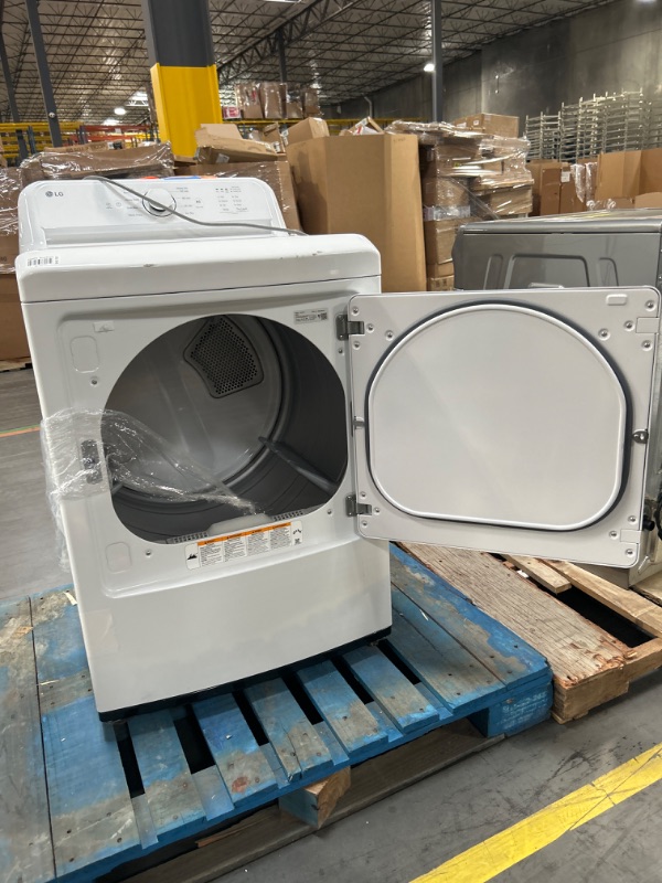 Photo 5 of LG 7.3-cu ft Reversible Side Swing Door Gas Dryer (White) ENERGY STAR