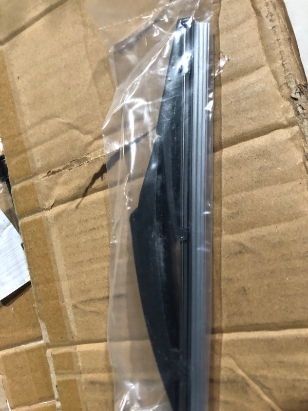 Photo 2 of QadiraQian 8 inchRear wipers blade for 10'',Replacement for Toyota Prius C 2019-2012,