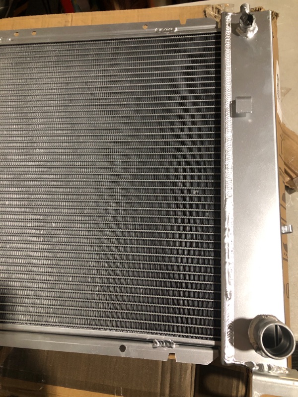 Photo 4 of * used * see all images * 
LUXERA Aluminum Radiator for 1999-2014 Chevy Silverado 