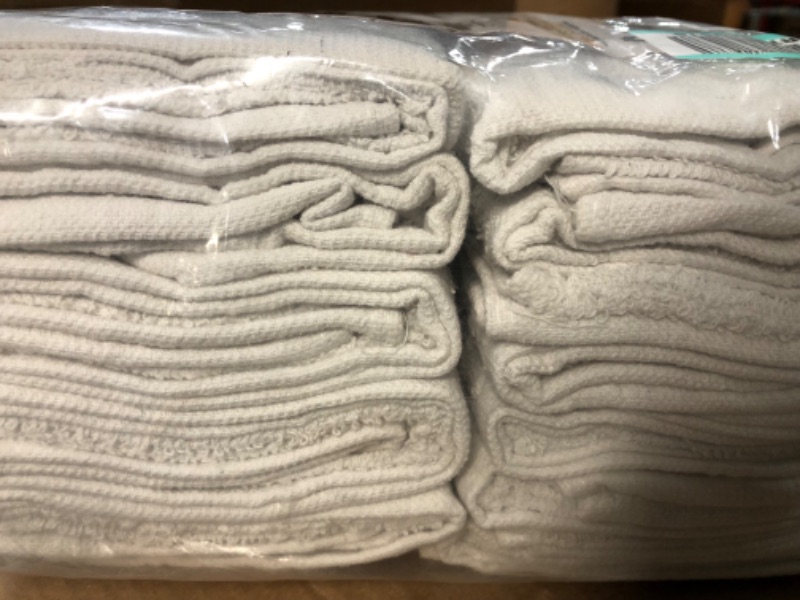 Photo 2 of GOLD TEXTILES 12 Pcs New White (20x40 Inches) Cotton Blend Terry Bath Towels Salon/Gym Towels Light Weight Fast Drying 12 Pack