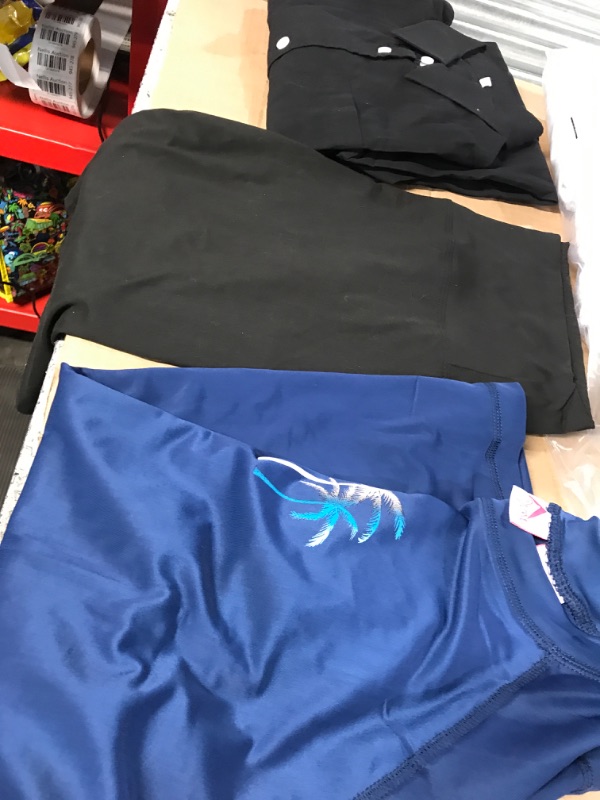 Photo 1 of Clothing bundle