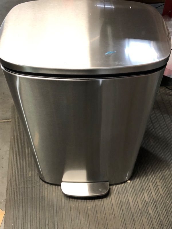 Photo 3 of 13 Gallon/50 L Garbage Can Kitchen Trash Can with Lid for Office Bedroom Bathroom Step Trash Bin Fingerprint-Proof Brushed Stainless Steel 13 Gallon / 50 Liter