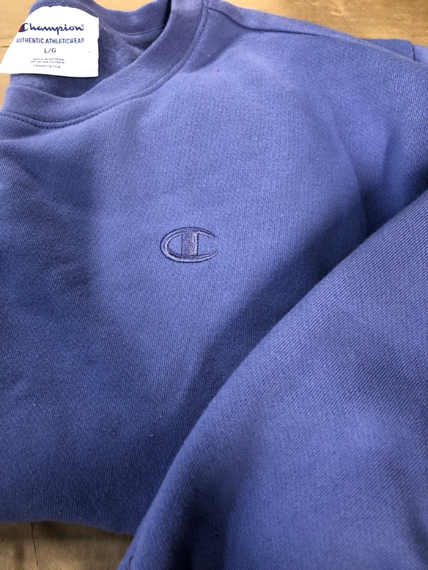 Photo 3 of Champion Ladies Fleece Sweatshirt- size L
