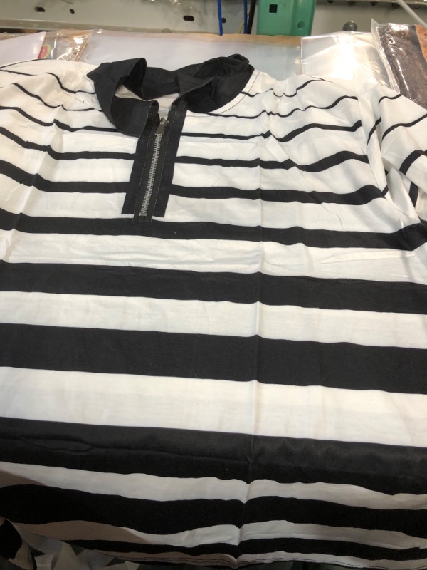 Photo 1 of Men's striped shirt- size XL