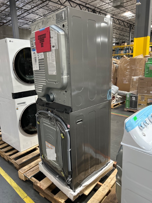 Photo 1 of LG WashTower Electric Stacked Laundry Center with 4.5-cu ft Washer and 7.4-cu ft Dryer (ENERGY STAR)