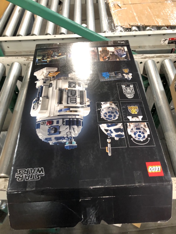 Photo 2 of ***Parts Only***LEGO Star Wars R2-D2 75308 Collectible Building Toy, New 2021 (2,315 Pieces)