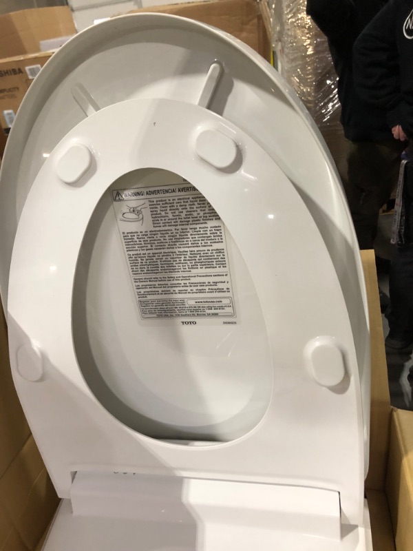 Photo 4 of [FOR PARTS, READ NOTES] NONREFUNDABLE
TOTO SW4736AT40#01 WASHLET+ Electronic Bidet Toilet Seat, Elongated, Cotton White Cotton White Elongated