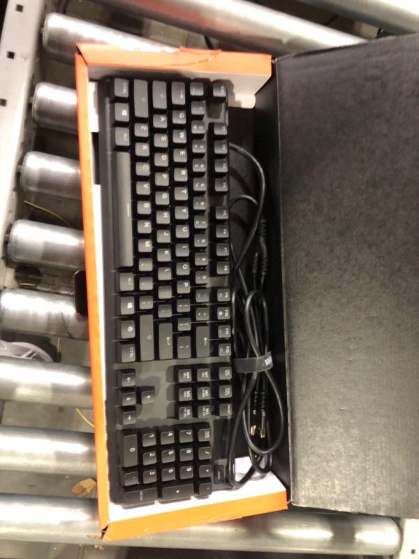 Photo 4 of SteelSeries Apex 7 Mechanical Gaming Keyboard