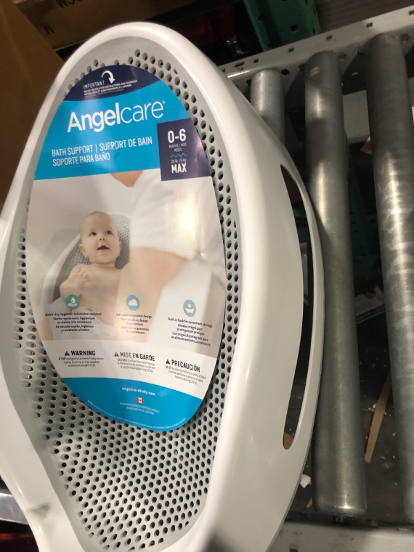 Photo 2 of Angelcare Baby Bath Support (Aqua)