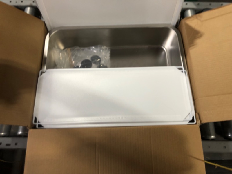 Photo 2 of ***USED - LIKELY MISSING PARTS***
MEEXPAWS Stainless Steel Litter Box for Cats (18”×14”×4”) 