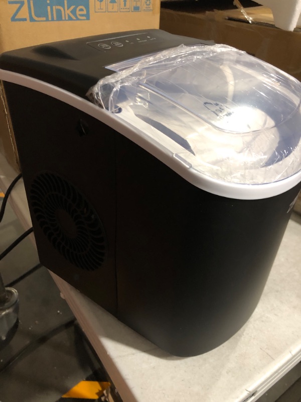 Photo 1 of **NON FUNCTIONAL**FOR PARTS ONLY**
Zlinke Countertop Ice Maker Machine 6 Mins 9 Bullet Ice