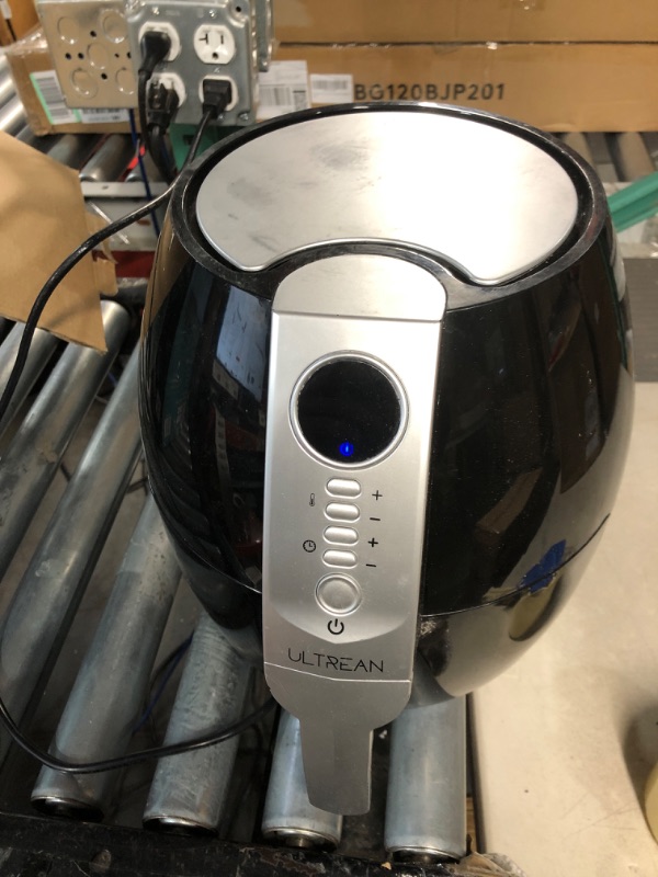 Photo 4 of ***POWERS ON - HEAVILY USED AND DIRTY***
Ultrean Air Fryer, 4.2 Quart Electric 1500W (Black)
