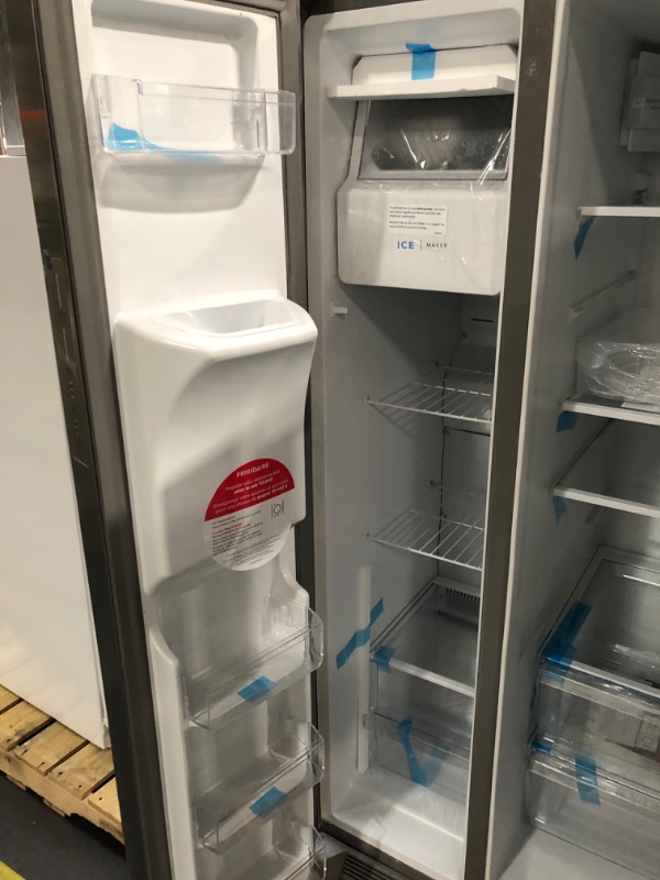 Photo 5 of Frigidaire 25.6-cu ft Side-by-Side Refrigerator with Ice Maker (Fingerprint Resistant Stainless 