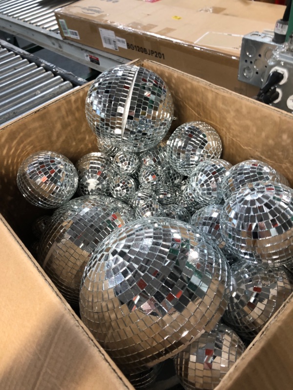 Photo 2 of ***USED - DAMAGED - SEE COMMENTS***
200 Pcs Disco Balls Ornament Mini Disco Balls Small Mirror Silver (8, 6, 4, 3, 2, 1 Inch)