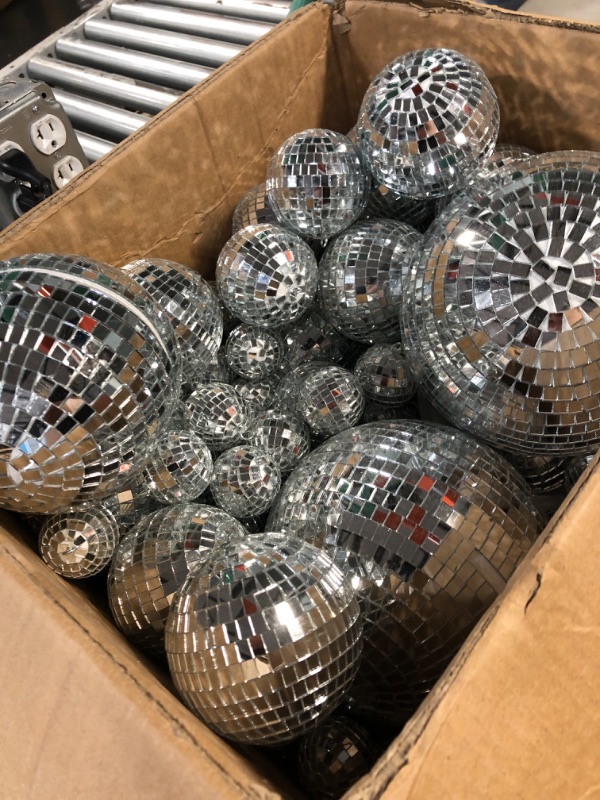 Photo 3 of ***USED - DAMAGED - SEE COMMENTS***
200 Pcs Disco Balls Ornament Mini Disco Balls Small Mirror Silver (8, 6, 4, 3, 2, 1 Inch)