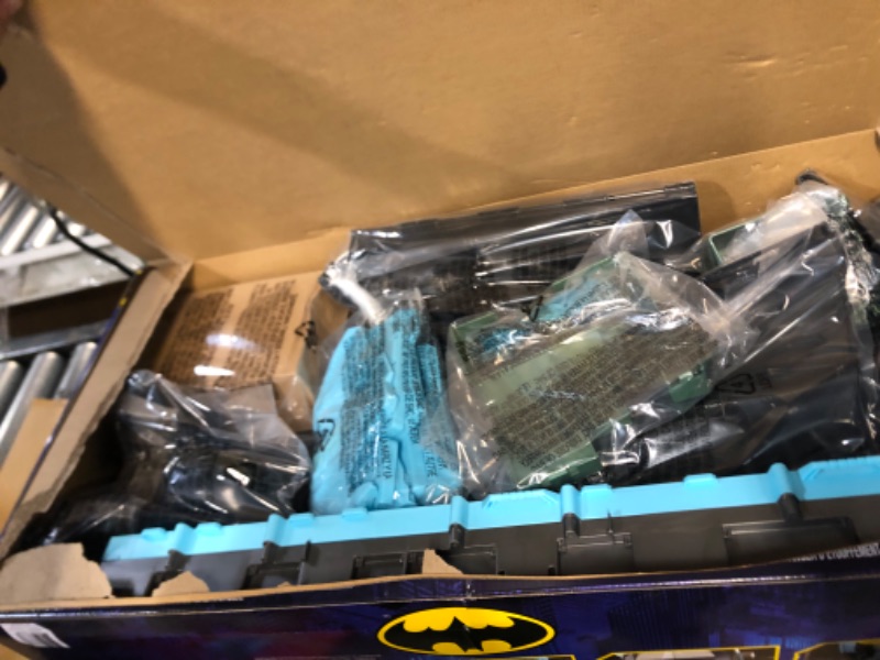 Photo 4 of DC Comics Batman, Bat-Tech Batcave, Giant Transforming Playset with Exclusive 4” Batman Figure and Accessories, Kids Toys for Boys Aged 4 and Up