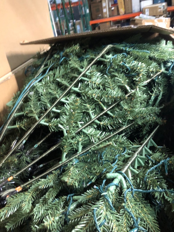 Photo 4 of ***NOT FUNCTIONAL - FOR PARTS ONLY - NONREFUNDABLE - SEE COMMENTS***
Vail 9ft Prelit Artificial Christmas Tree